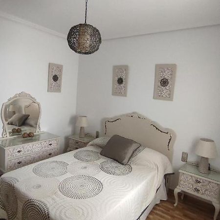 Vivienda Rural Las Moreas Baños de la Encina Екстериор снимка