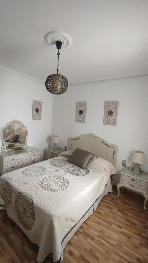Vivienda Rural Las Moreas Baños de la Encina Екстериор снимка