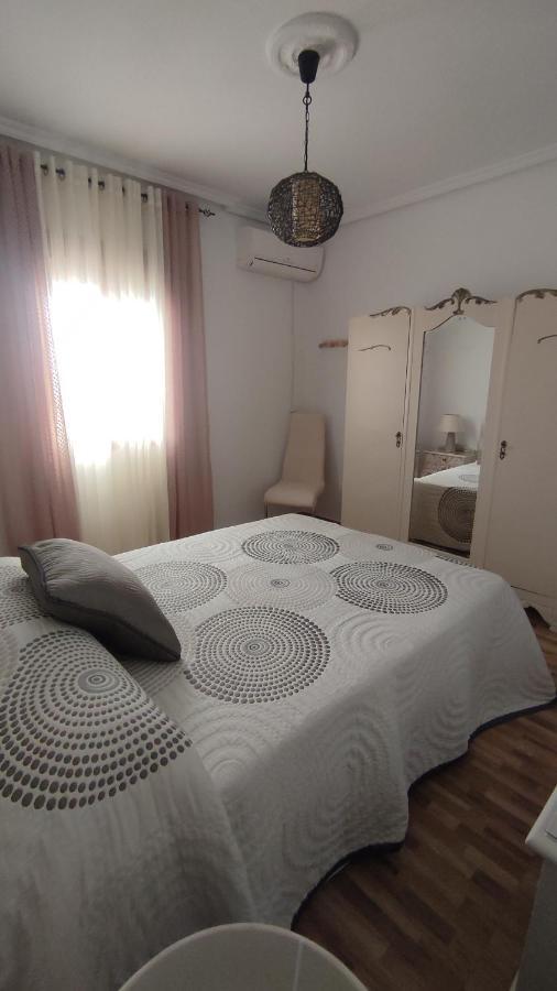 Vivienda Rural Las Moreas Baños de la Encina Екстериор снимка