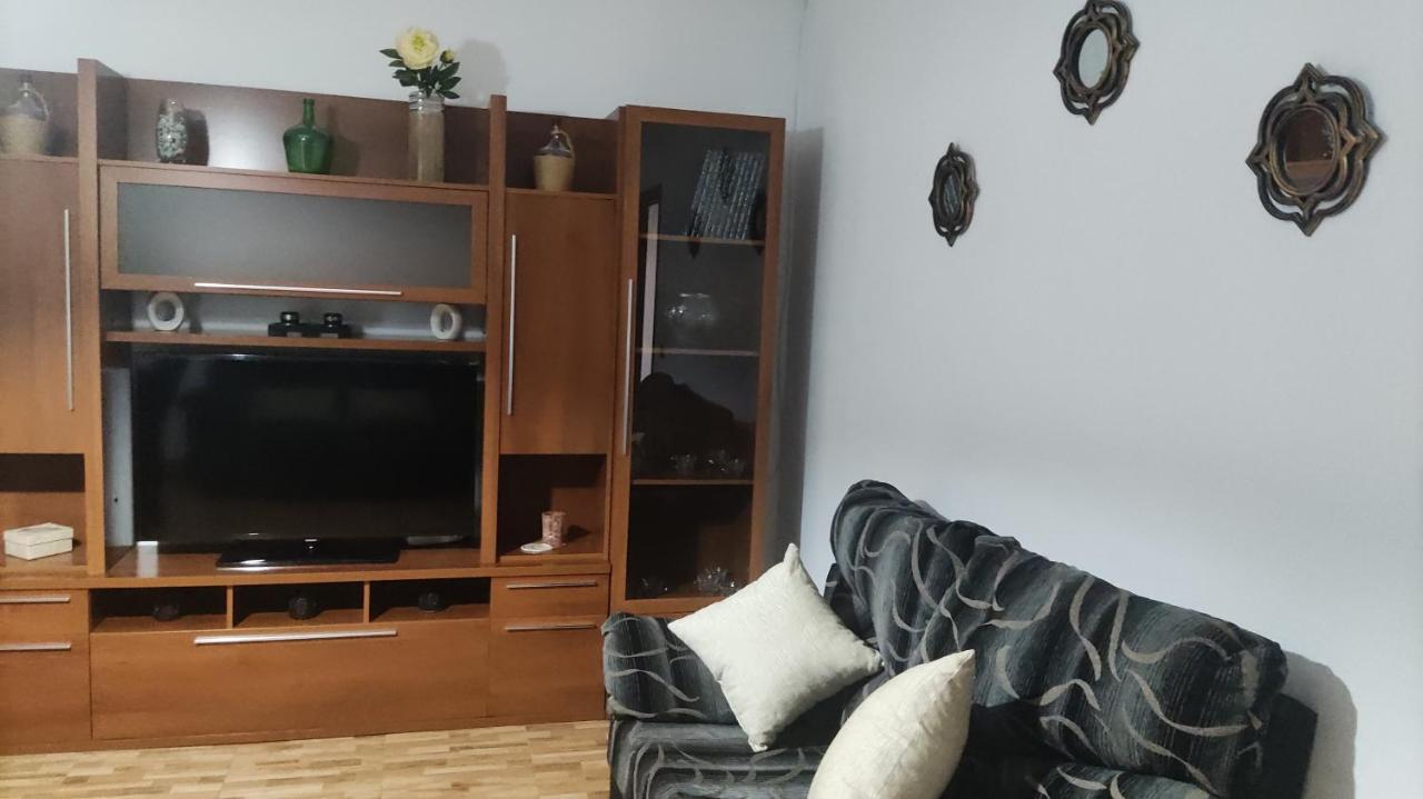 Vivienda Rural Las Moreas Baños de la Encina Екстериор снимка