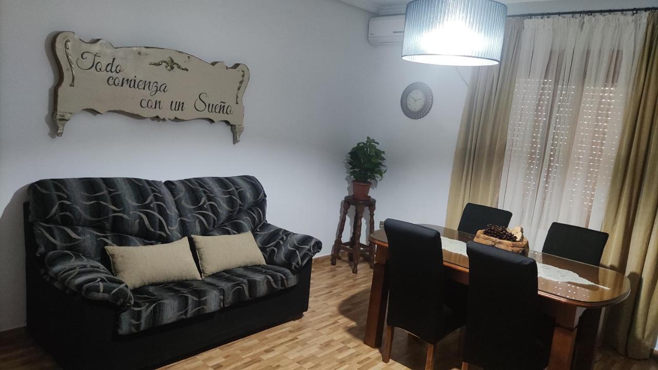 Vivienda Rural Las Moreas Baños de la Encina Екстериор снимка